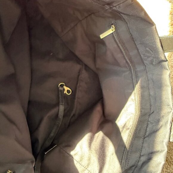 Chanel New Travel Line Tote MM Bag Nylon Jacquard Leather Black - Picture 15 of 16